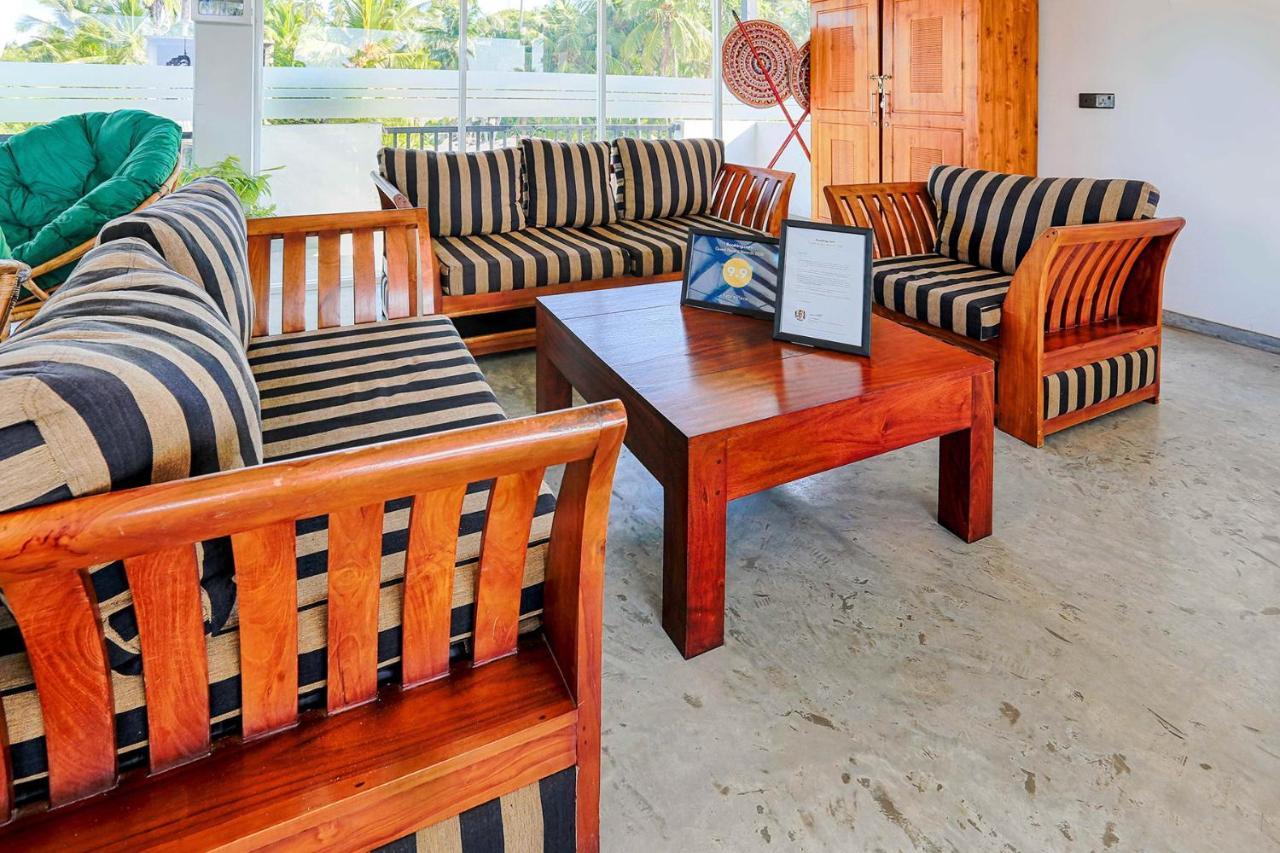 Beta'S Place Dikwella Luaran gambar