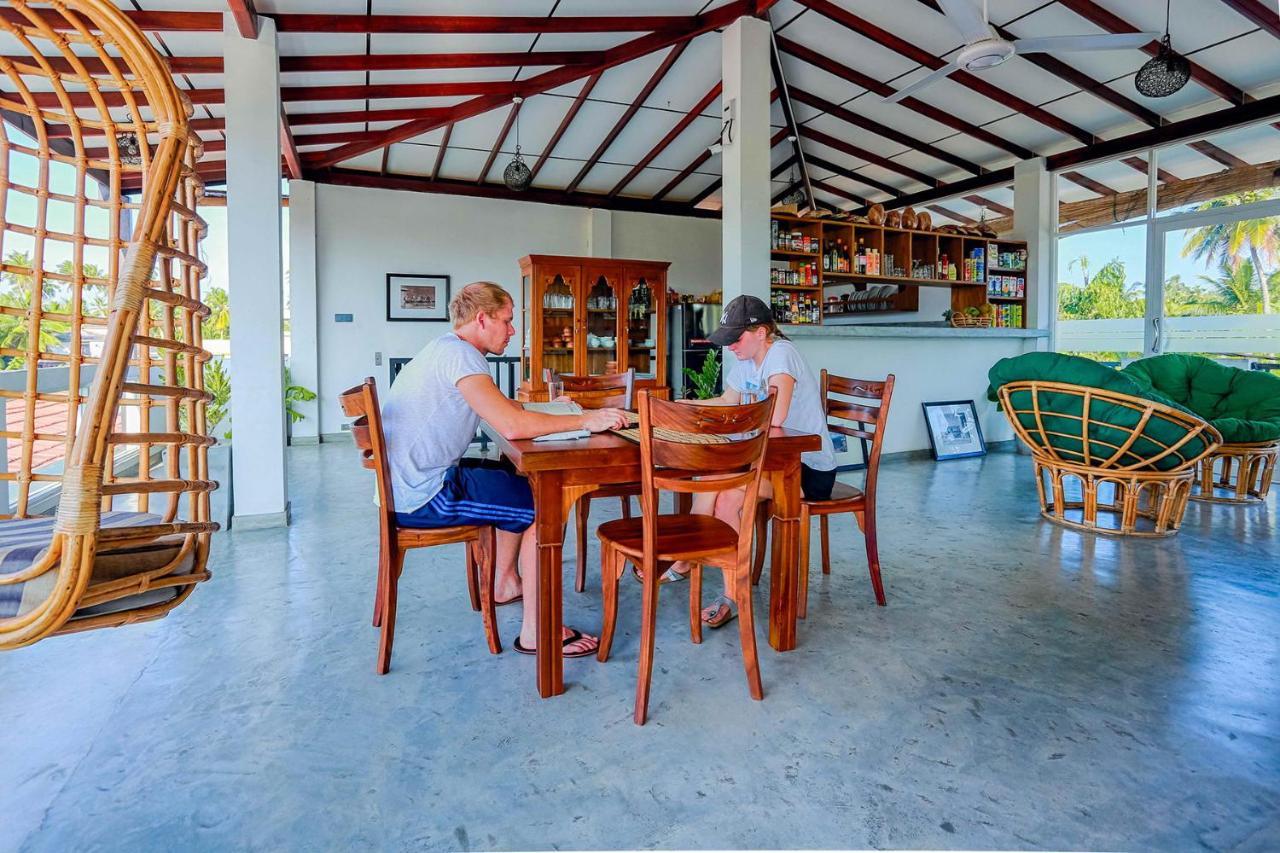Beta'S Place Dikwella Luaran gambar