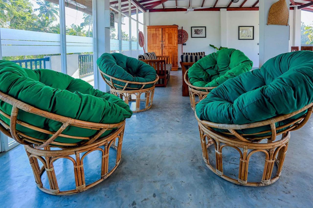 Beta'S Place Dikwella Luaran gambar